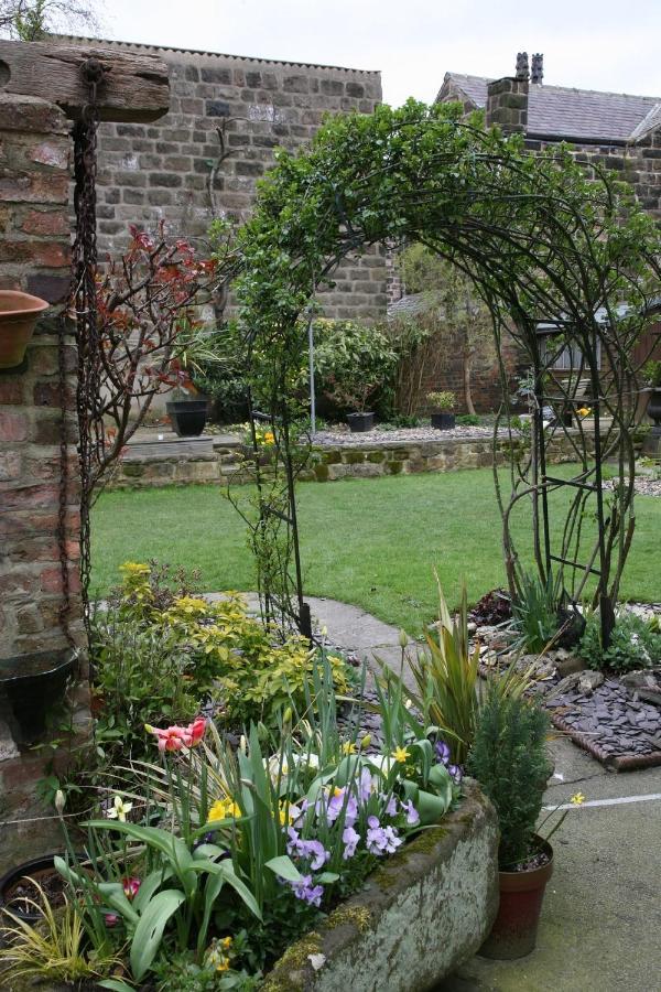 Alexandra Court Bed & Breakfast Harrogate Ngoại thất bức ảnh